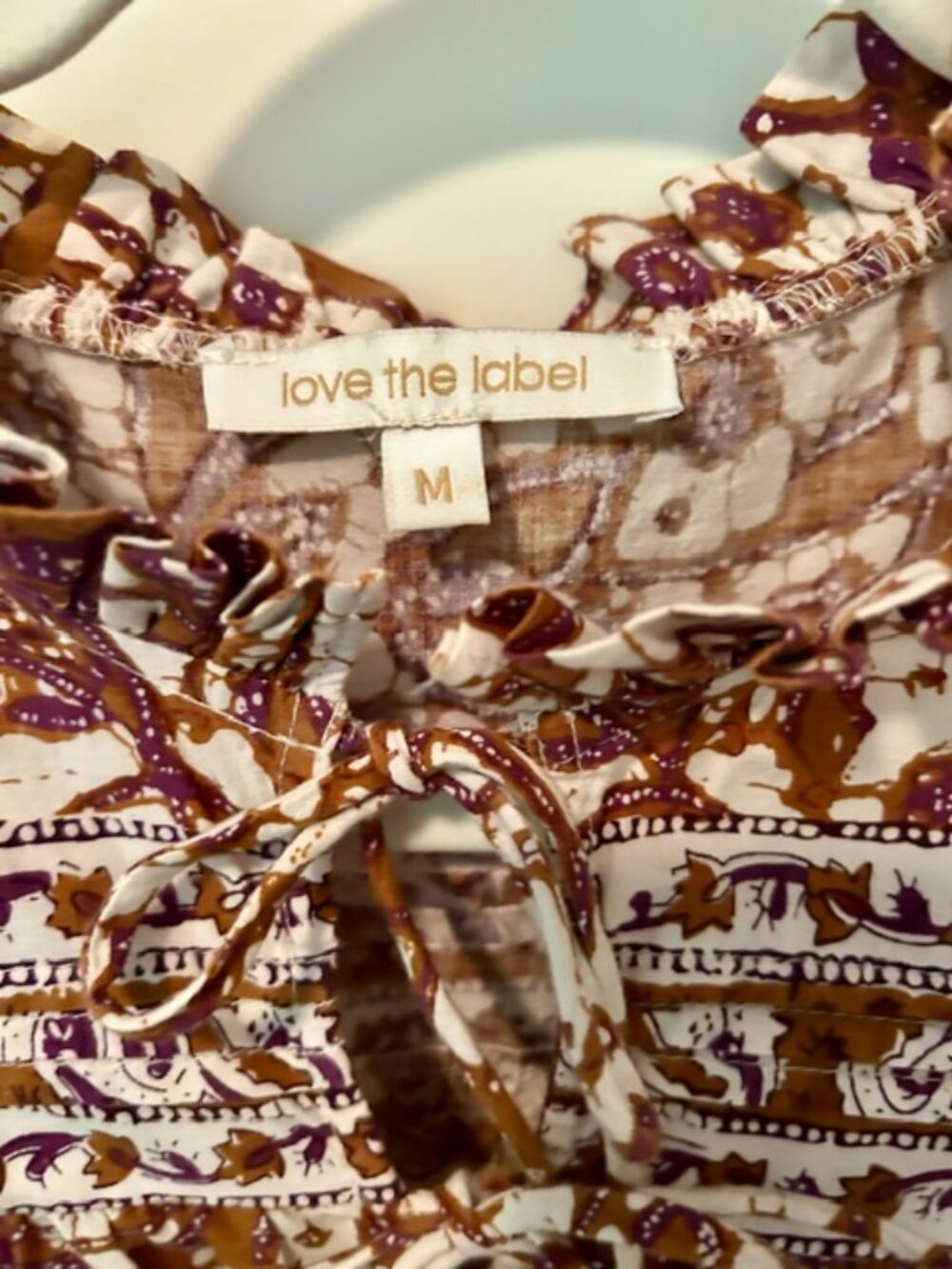 Festival Goers: Beautiful Love the Label Batik Pintuck Top M - Picture 5 of 8